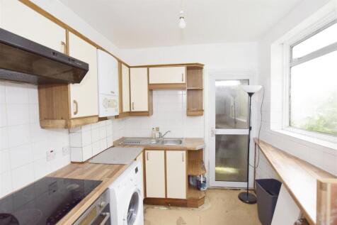 Kitchen copy.jpg