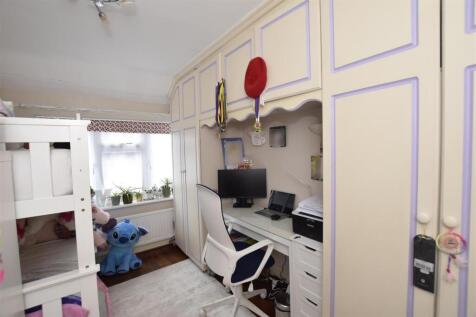 Bedroom 2.jpg