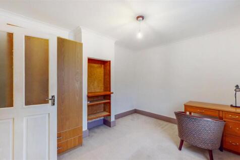 Reception/Bedroom.jpg