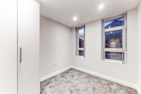 Bedroom 4.jpg