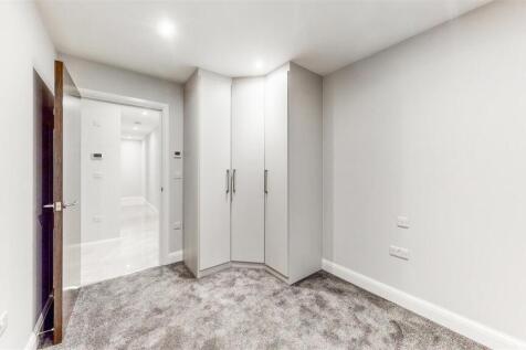 Bedroom 6.jpg