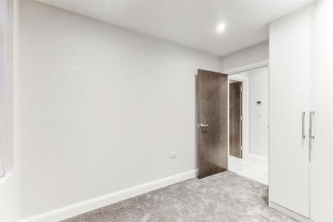 Bedroom 5.jpg