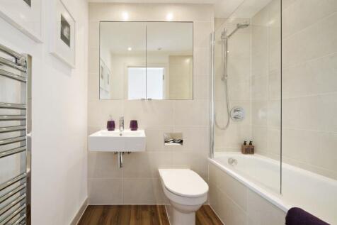 Bathroom.jpg