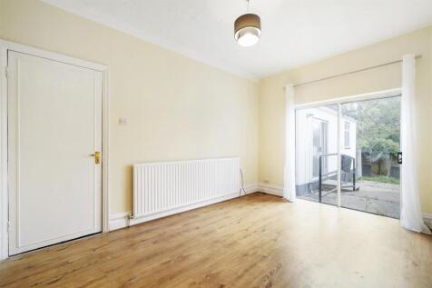 76 Wembley Hill Road - XsV0lPBDmjD8OzOrJkMO.jpg