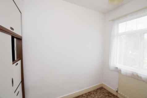 Bedroom 3 .jpg