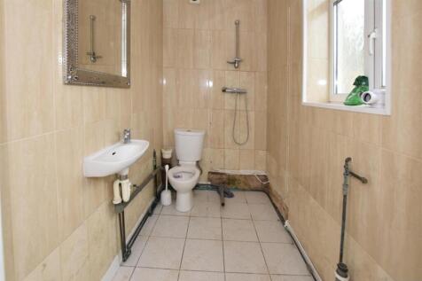 DS Showerroom .jpg