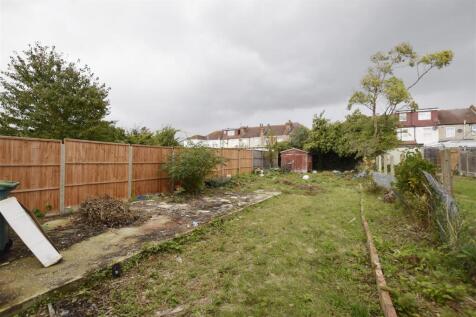 Rear garden .jpg