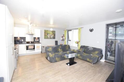 Open plan lounge.jpg