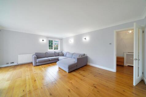 Flat 3, Balmoral Court - j1RKAh4J8gphATill825.jpg