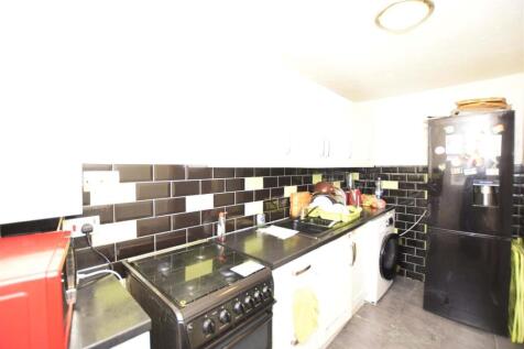 Kitchen copy.jpg