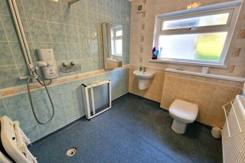 Wet Room.jpg