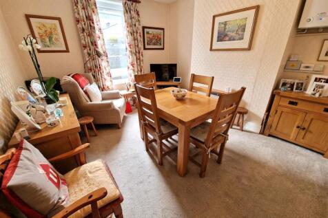 Dining Room.jpg