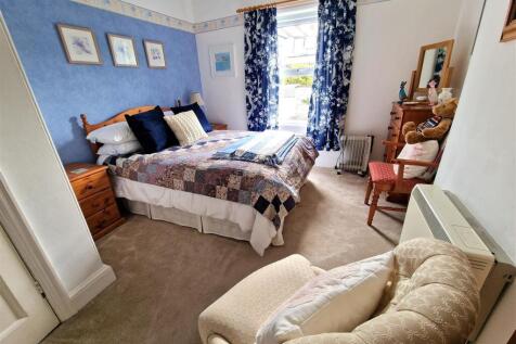 Bedroom 2.jpg