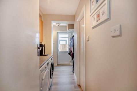 8639876-interior04-800.jpg