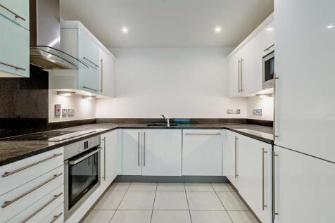 8648934-interior16-800.jpg