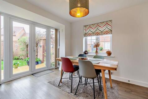 8590334-interior07-800.jpg