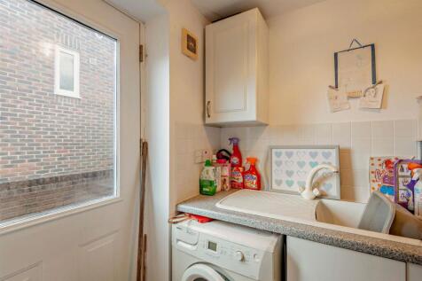 8635541-interior16-800.jpg
