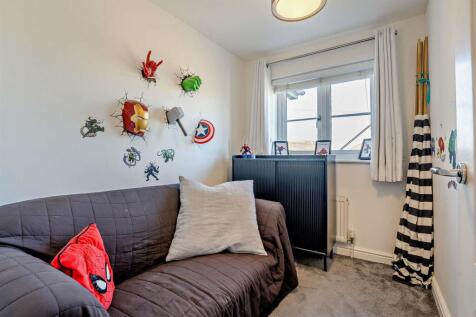 8641907-interior14-800.jpg
