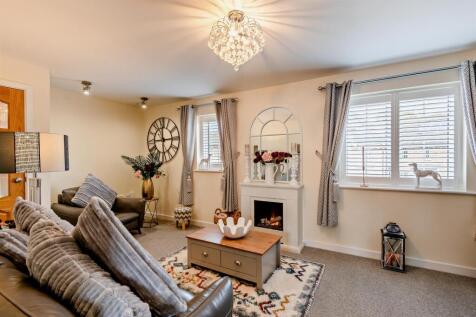 8645526-interior14v2-800.jpg