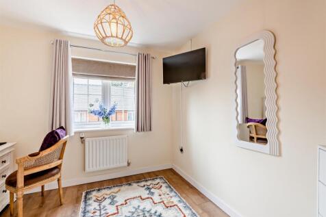8645526-interior04v2-800.jpg