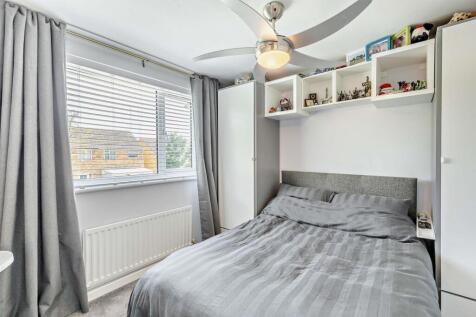 8654839-interior16-800.jpg