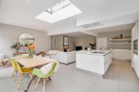 8660505-interior20-800.jpg