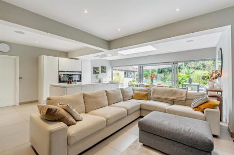 8660505-interior21-800.jpg