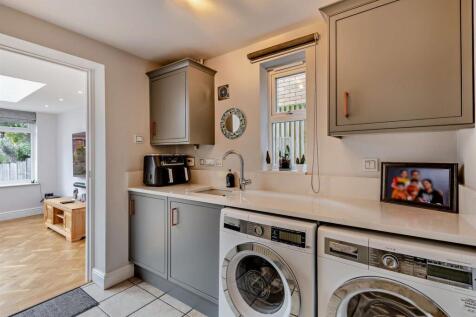 8661141-interior02-800.jpg