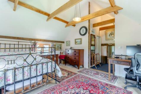 8601936-interior26.jpg