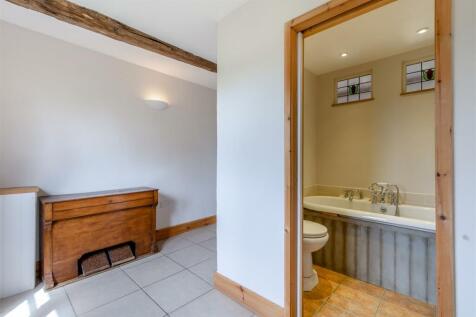 8605489-interior02.jpg