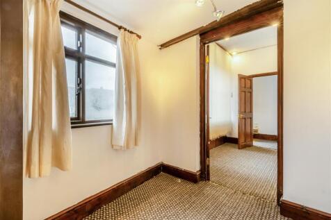8578170-interior04.jpg