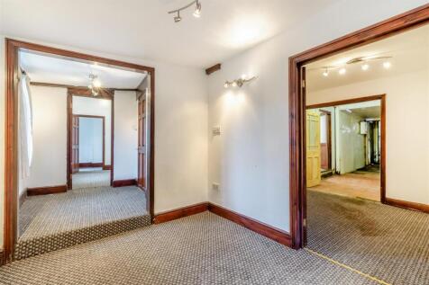 8578170-interior05.jpg