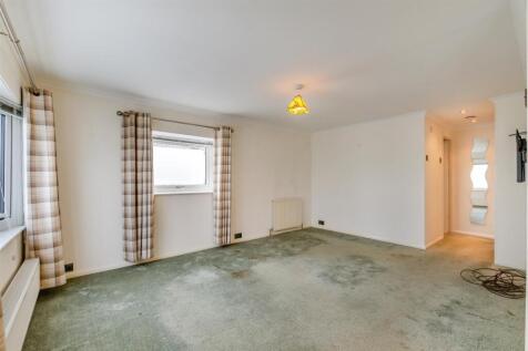 Lounge/Kitchen/Dining Area