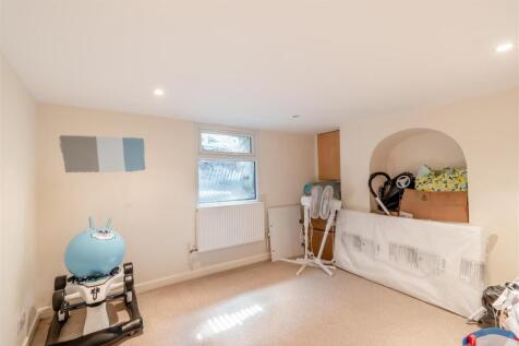 Bedroom 4/Cellar