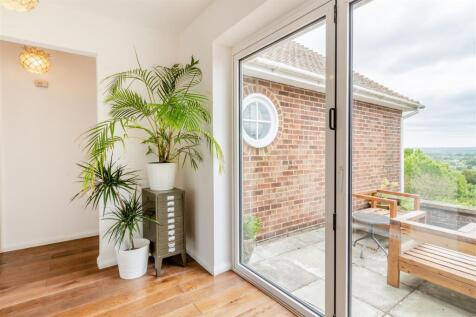 8556054-interior15.jpg