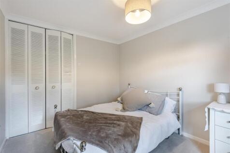 8651765-interior16.jpg
