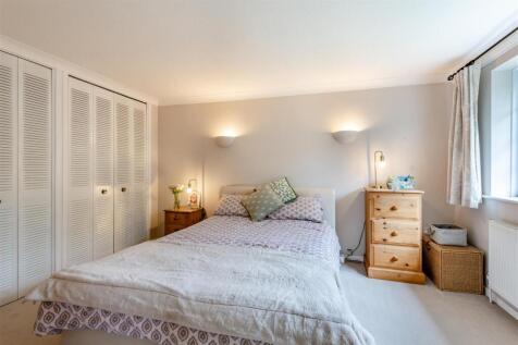 8651765-interior21.jpg