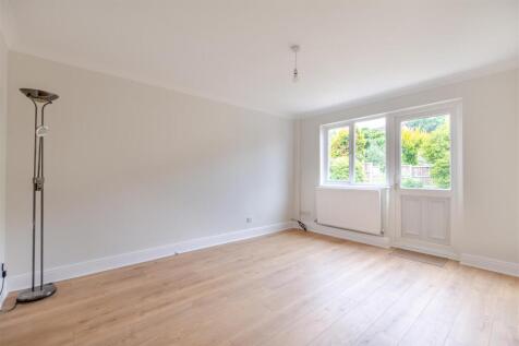 Sitting/Dining Room
