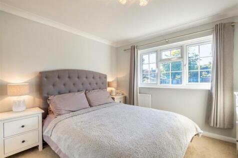 8625142-interior17.jpg
