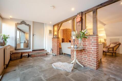 8639609-interior14.jpg