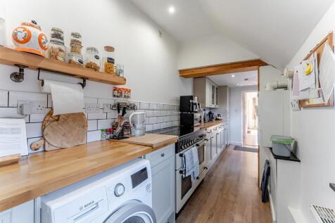 8642549-interior08.jpg
