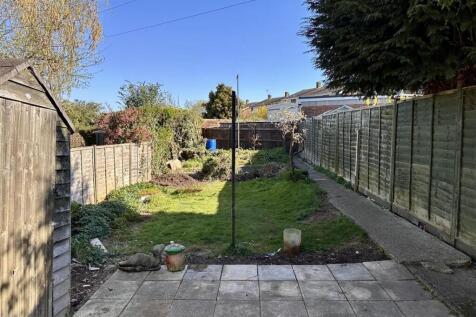Garden shot 1.jpg