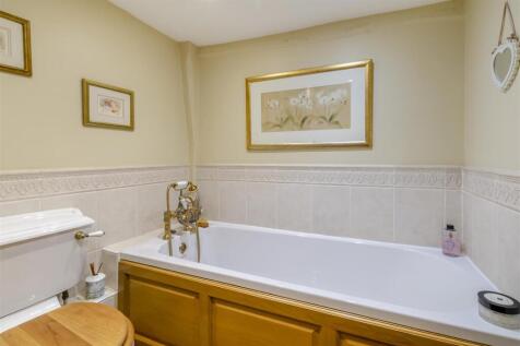 8635388-interior22.jpg