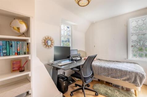 8649125-interior21.jpg