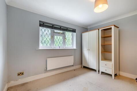 8651036-interior13.jpg