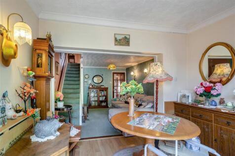 8650746-interior13.jpg