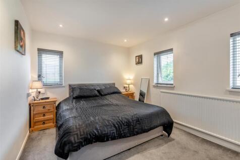 8650248-interior04.jpg