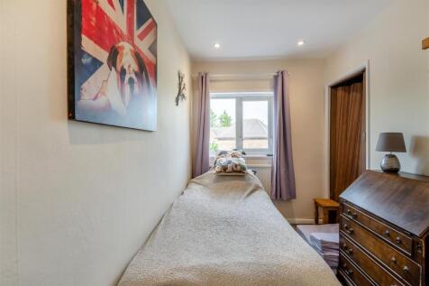 8650248-interior02.jpg