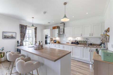 8653412-interior15.jpg
