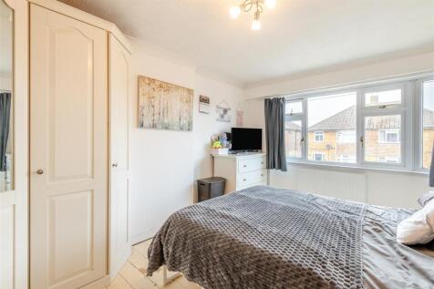 8652484-interior10.jpg